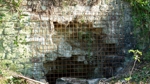 L'entrée du souterrain : la légende populaire dit qu'il allait jusqu'à Jametz. Mystère !!